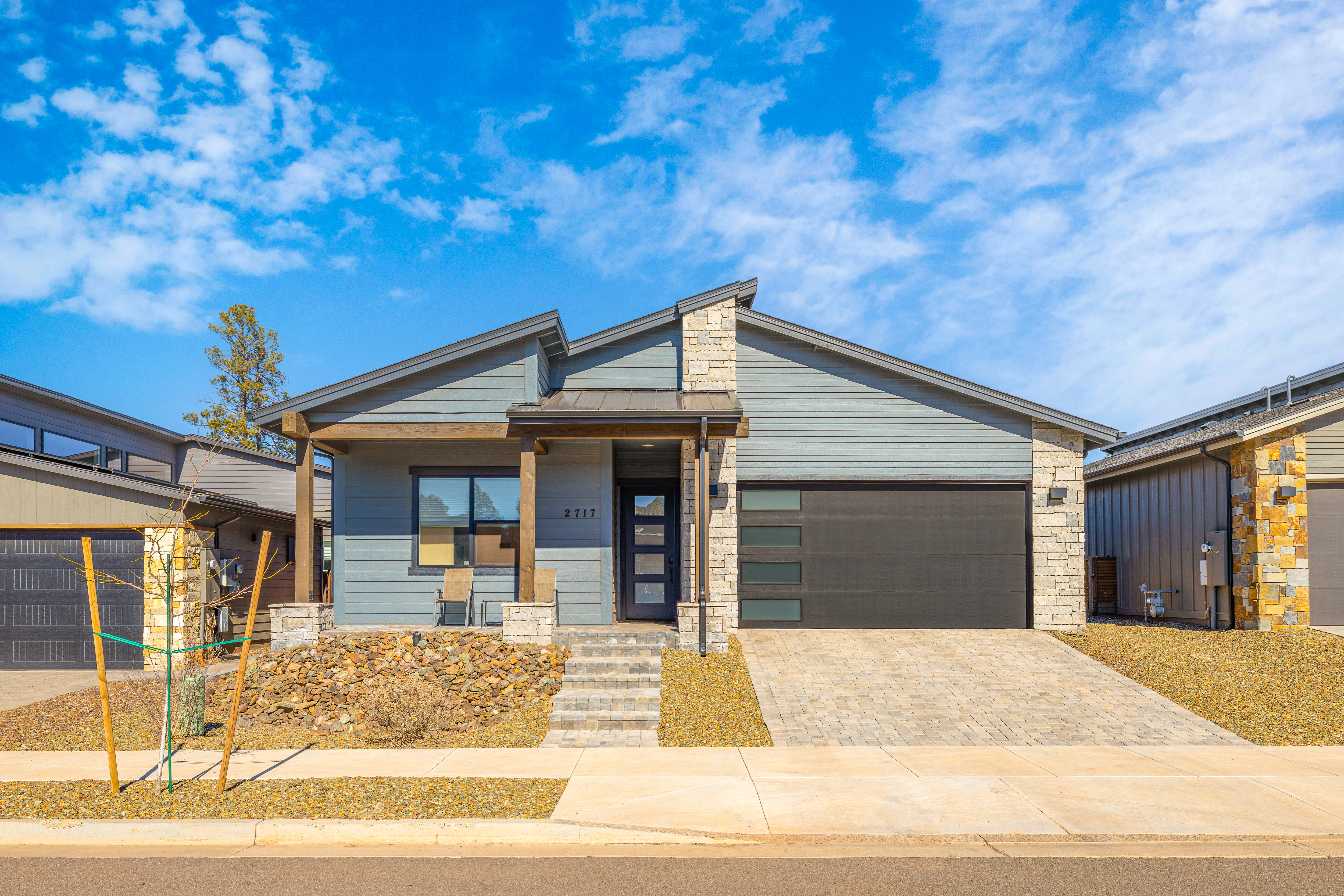 Common.Elements.Image.Web