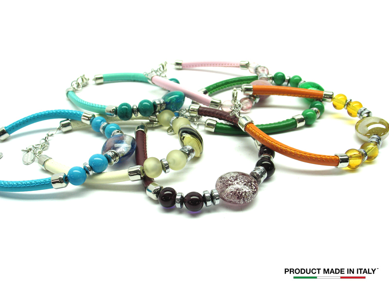 https://www.murrina.it/en/products/949-murano-glass-bracelet-mod-allegra-21-cm-available-in-assorted-colours.html