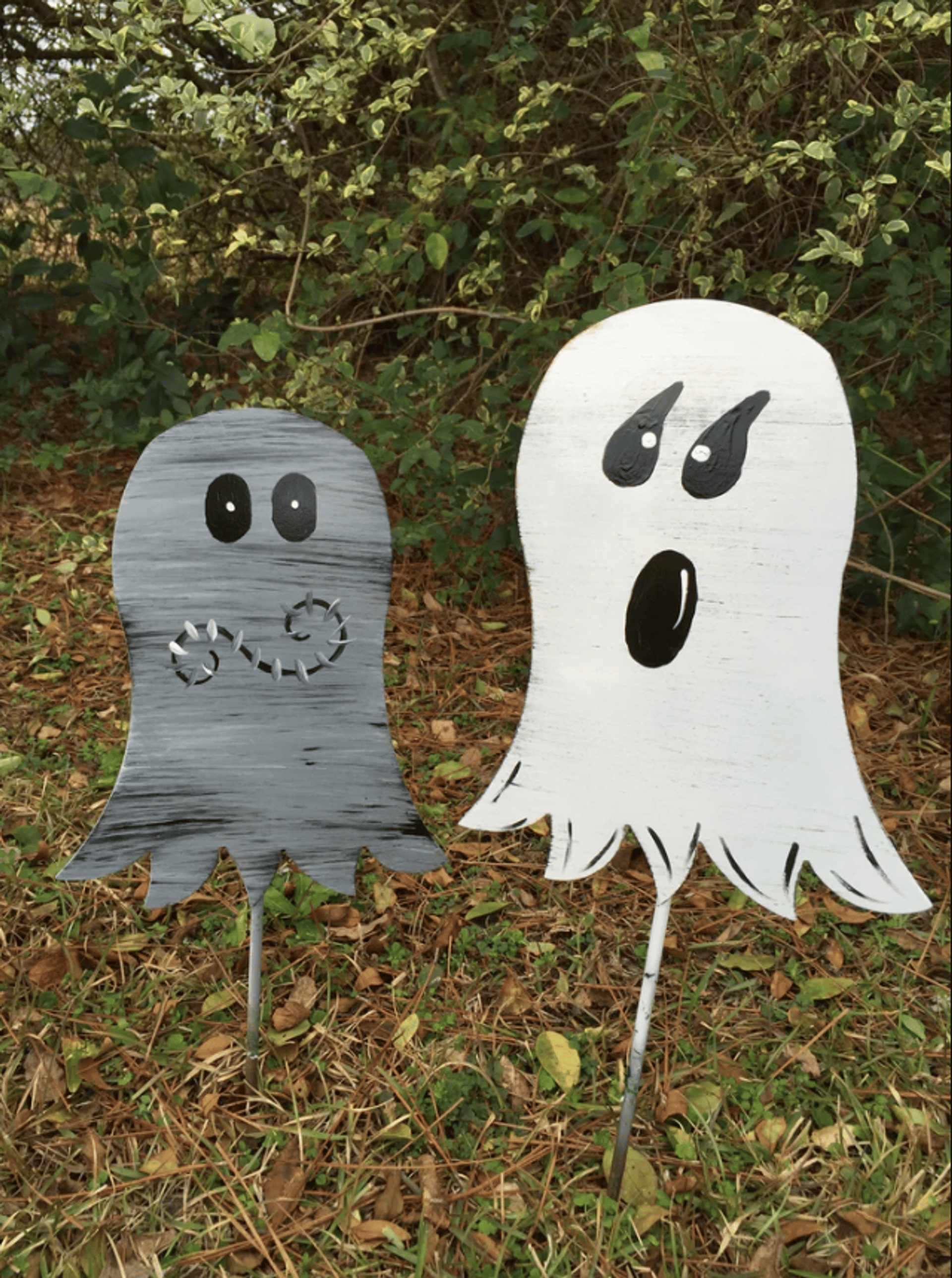 Outdoor Metal Art Ghost