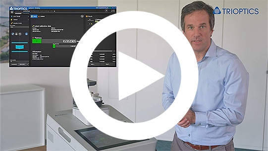 Manuelle Zentrierung von Linsen am OptiCentric® 101