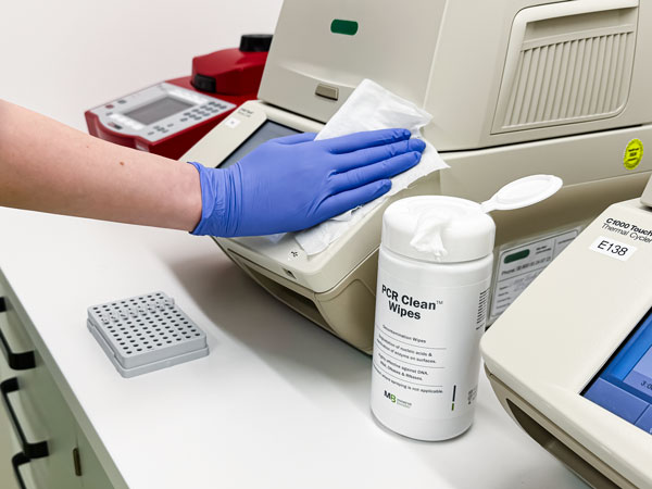 Cleaning PCR devices with PCR Clean Wipes