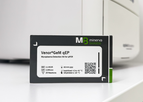 Minerva Biolabs Venor®GeM qEP in front of a qPCR device
