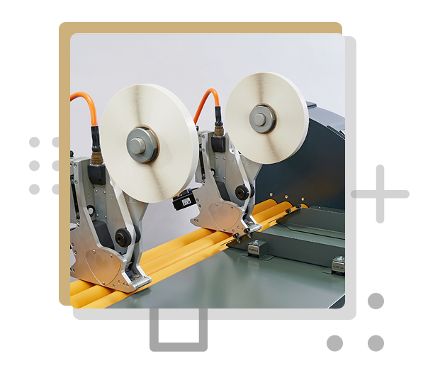 Nakładanie taśmy dwustronnej