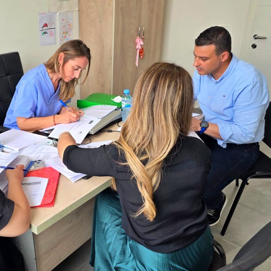 Mentorship of home care service monitoring