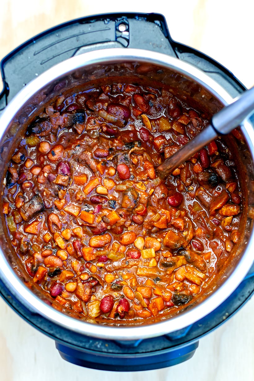 Mushroom & Bean Chili