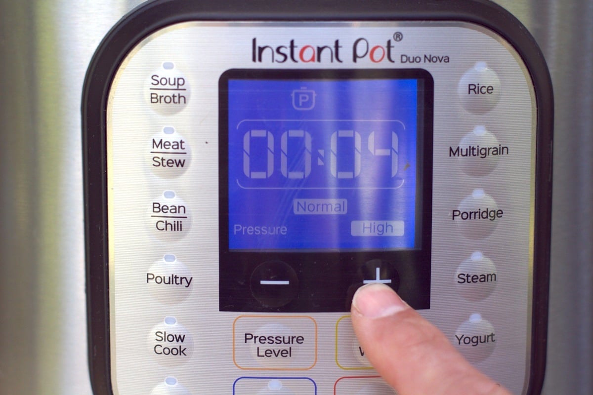 How to set Instant Pot to high pressure easily?
