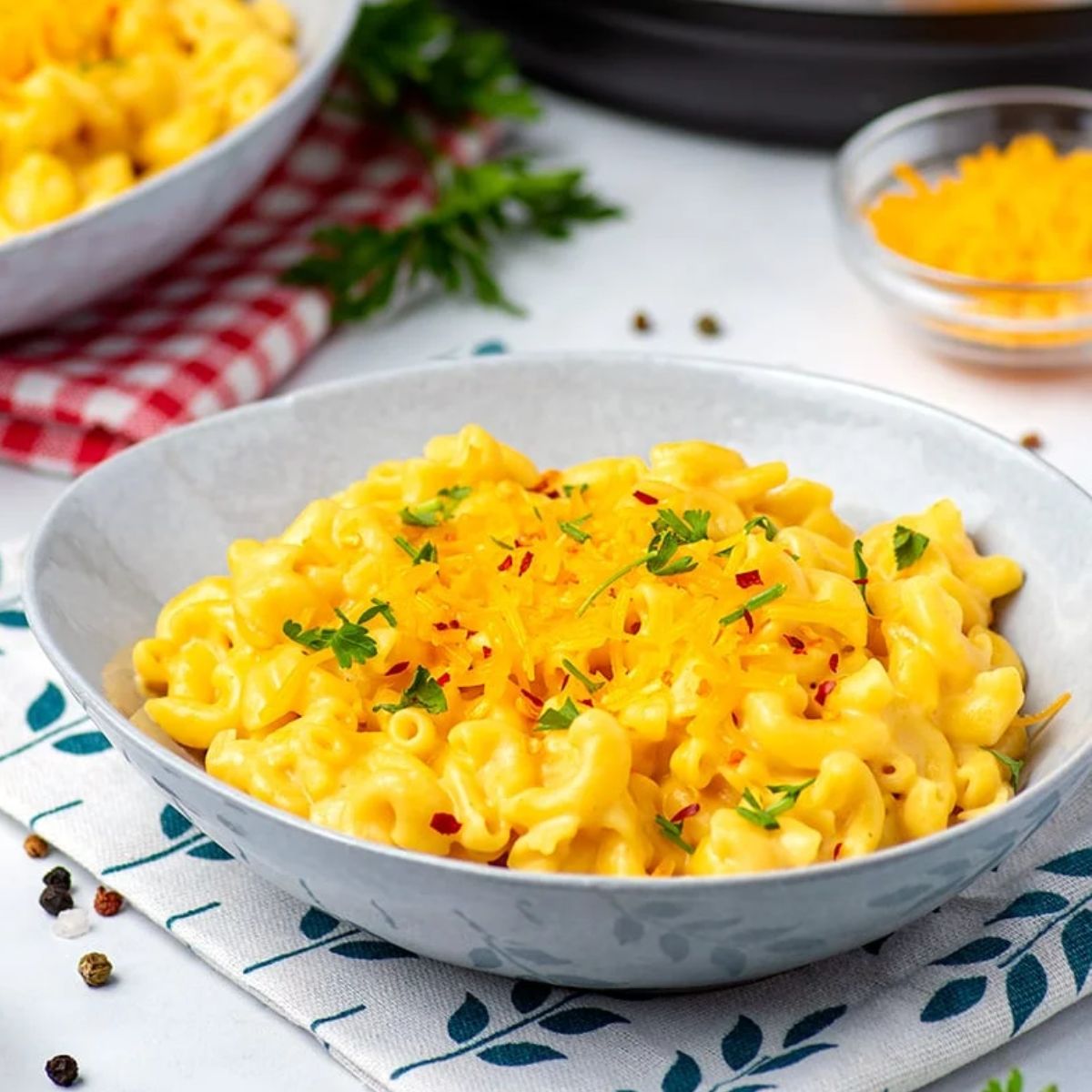 Easy Instant Pot Macaroni & Cheese (Step-By-Step Recipe)