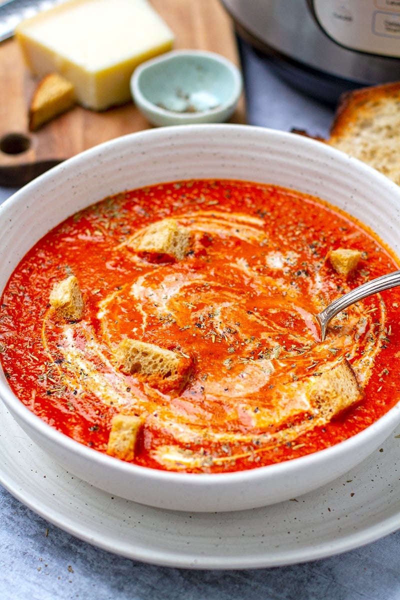 Instant Pot Tomato Soup 