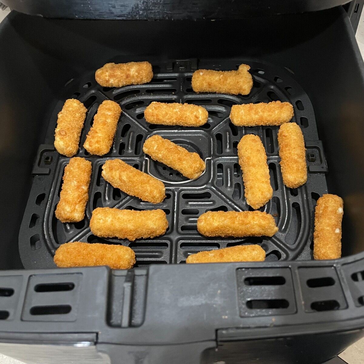 Frozen Air Fryer Mozzarella Sticks