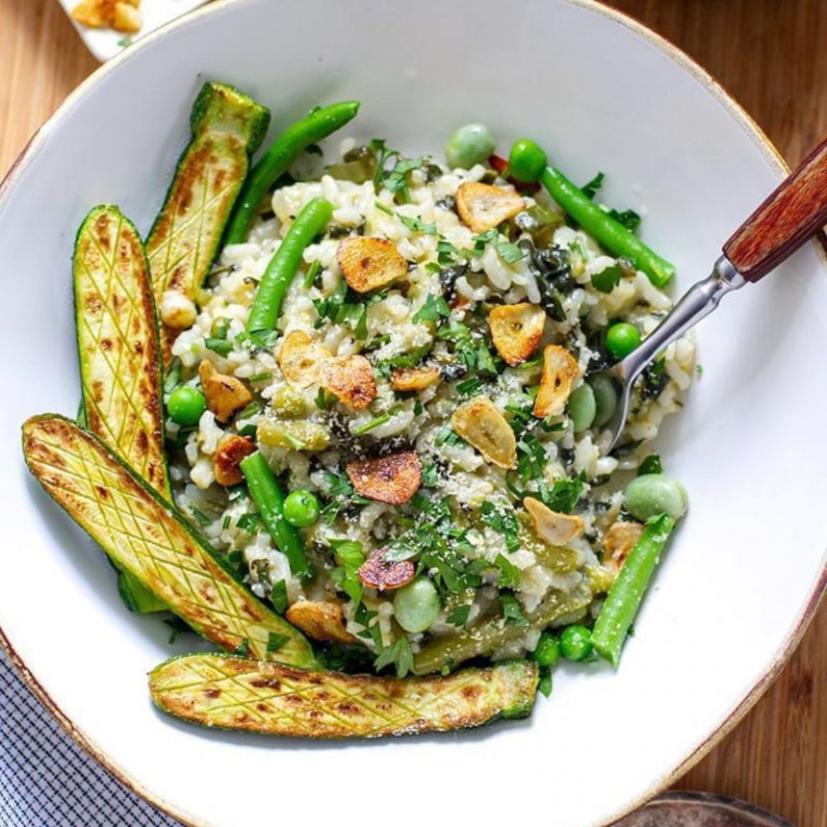 Instant Pot Vegan Risotto With Green Veggies & Fried Garlic
