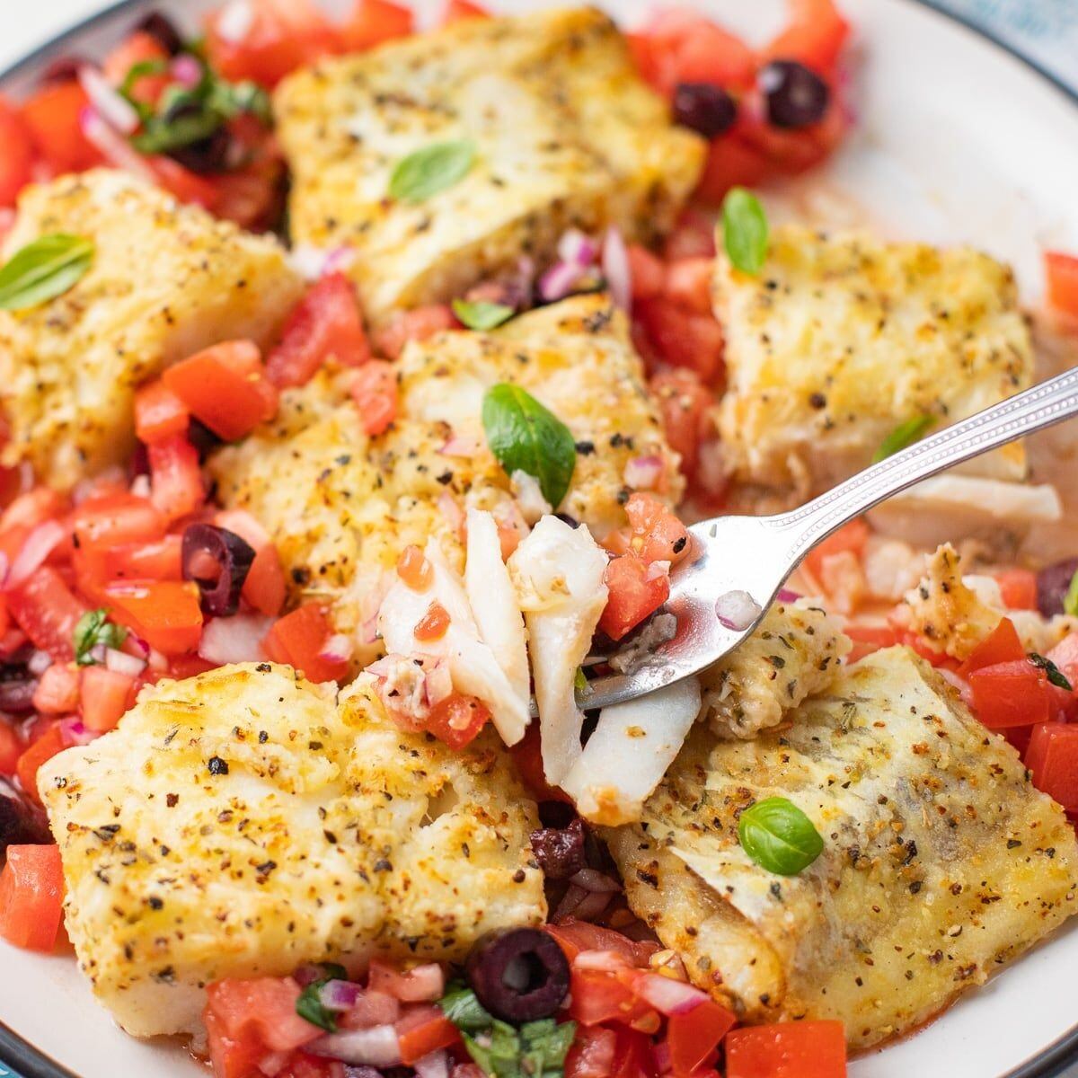  Air Fryer Crispy & Flaky Cod with Bruschetta Salsa