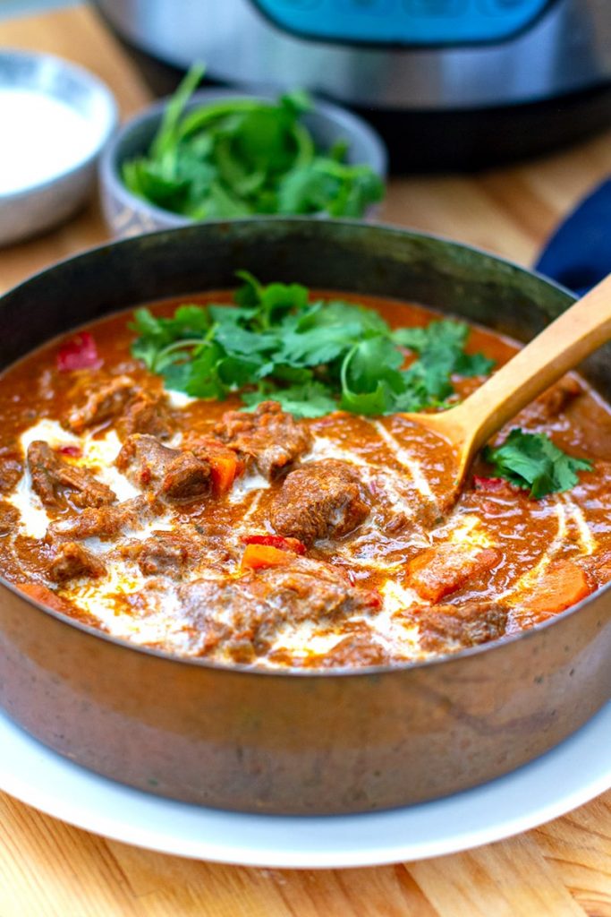 Instant Pot Lamb Curry With Tomato & Coconut