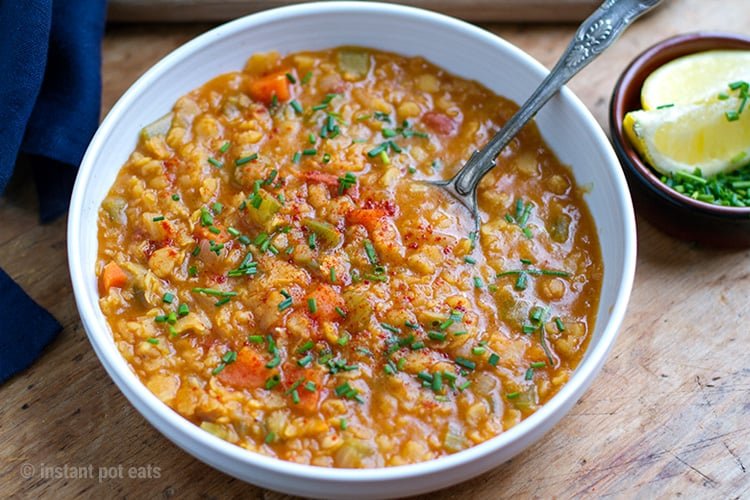 Turkish-Inspired Split Pea Soup 