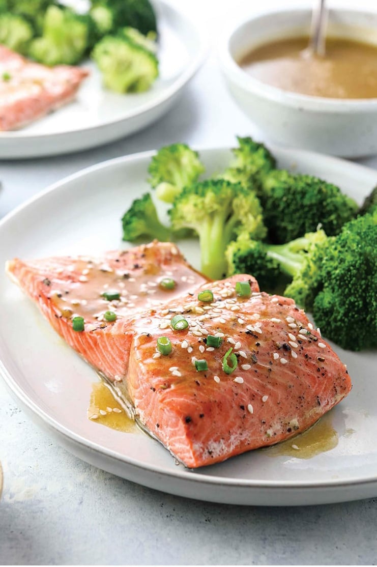 Soy-Ginger Instant Pot Salmon & Broccoli 