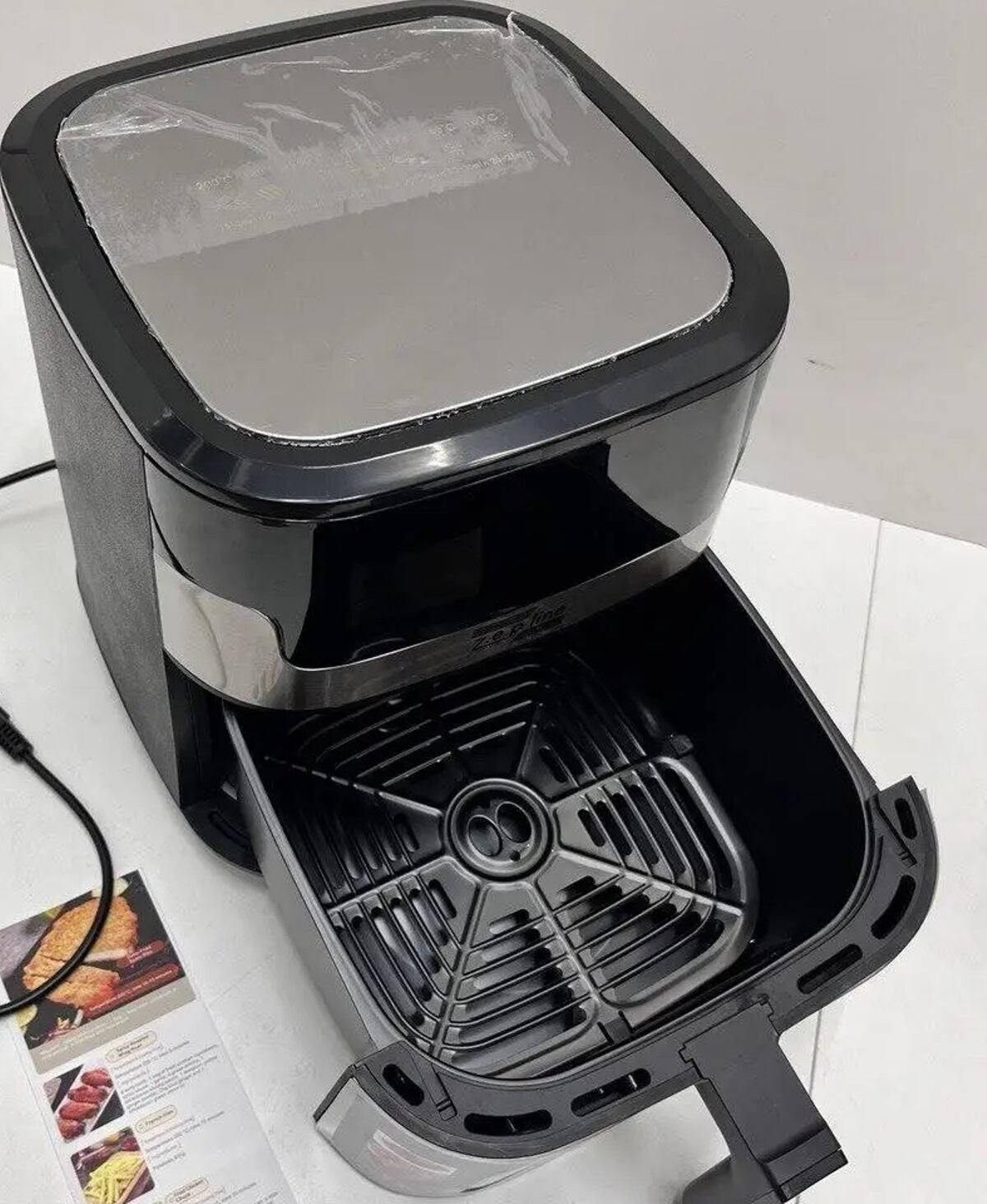 What are the pros and cons of an air fryer?