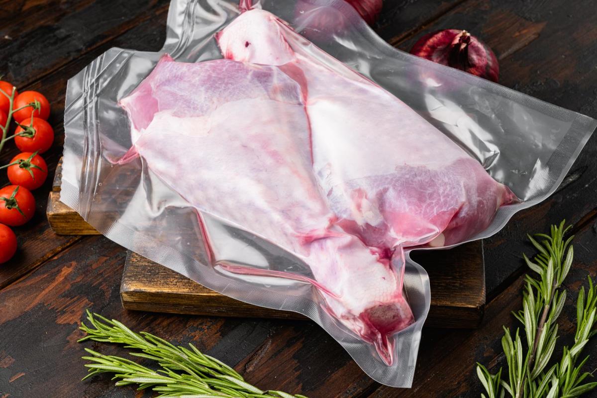 Will plastic melt in air fryer?