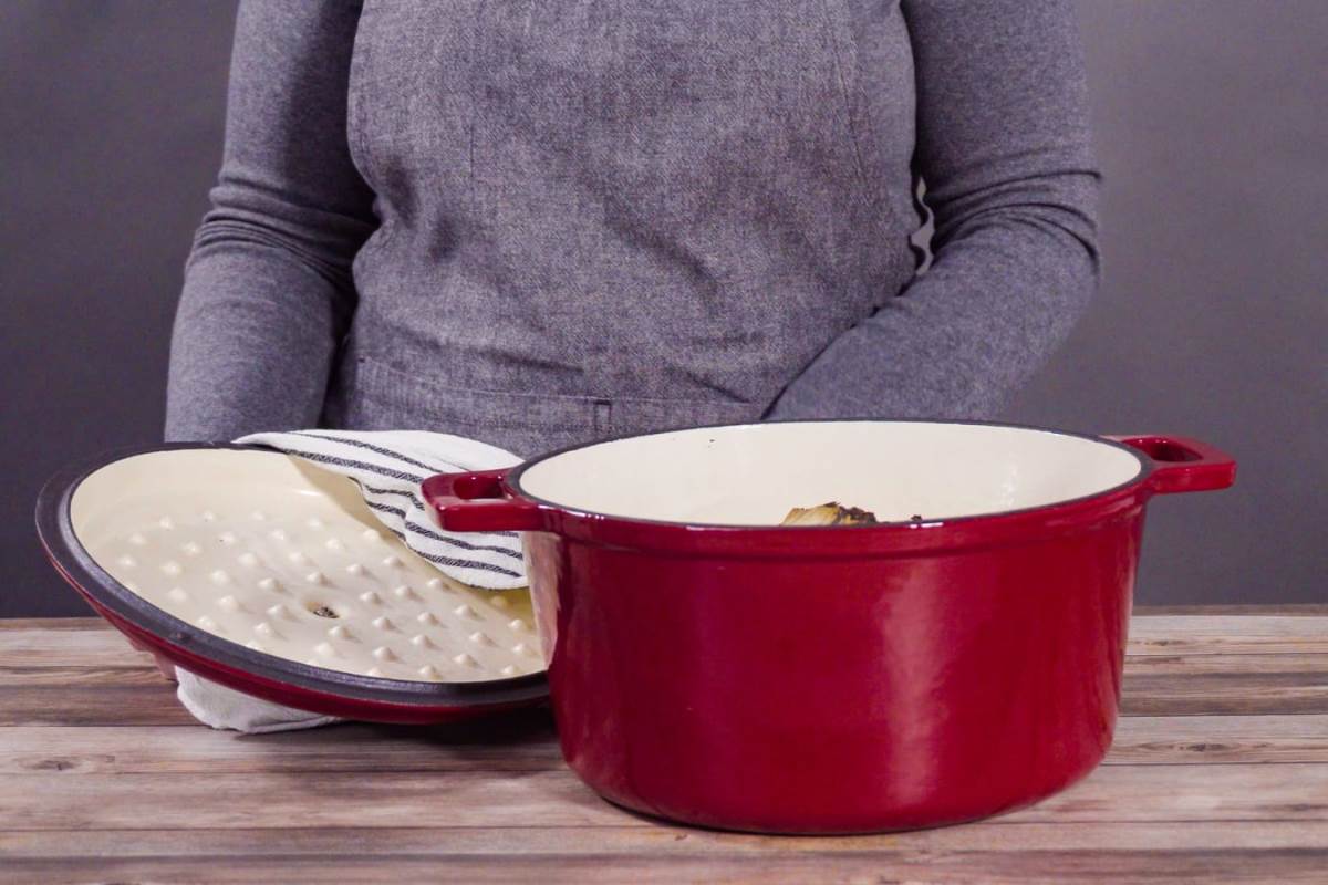 Dutch oven vs Instant Pot: Which is best for you?