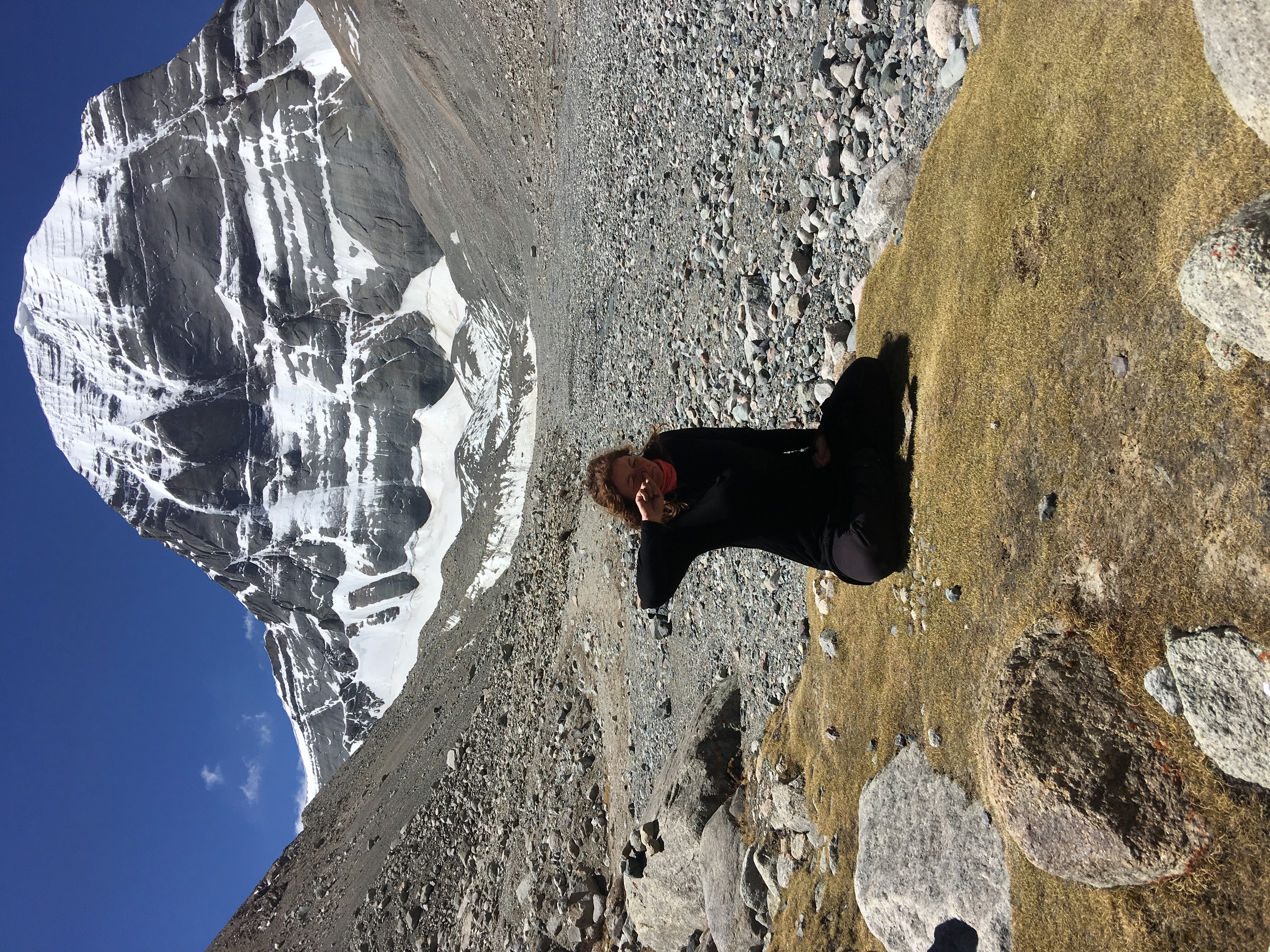 En route vers notre salle de pratique au pied du mont Kailash