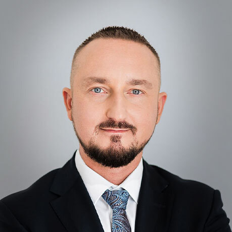 Zdjęcie przedstawia wizerunek adwokata Macieja Górczaka