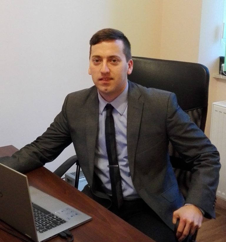 dr Piotr Piskozub