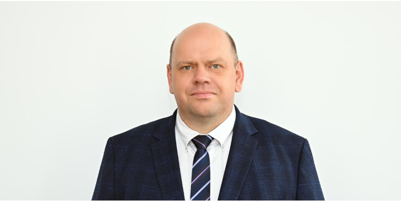 dr Grzegorz Wrona