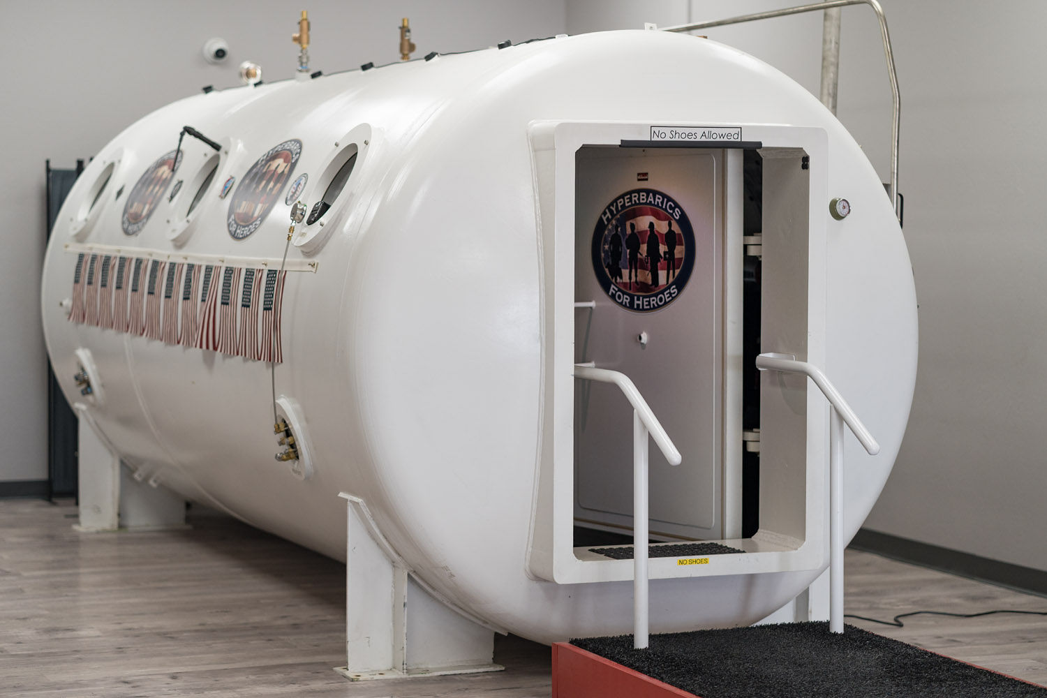 Hyperbaric chamber at Hyperbaric Plus in Oklahoma City