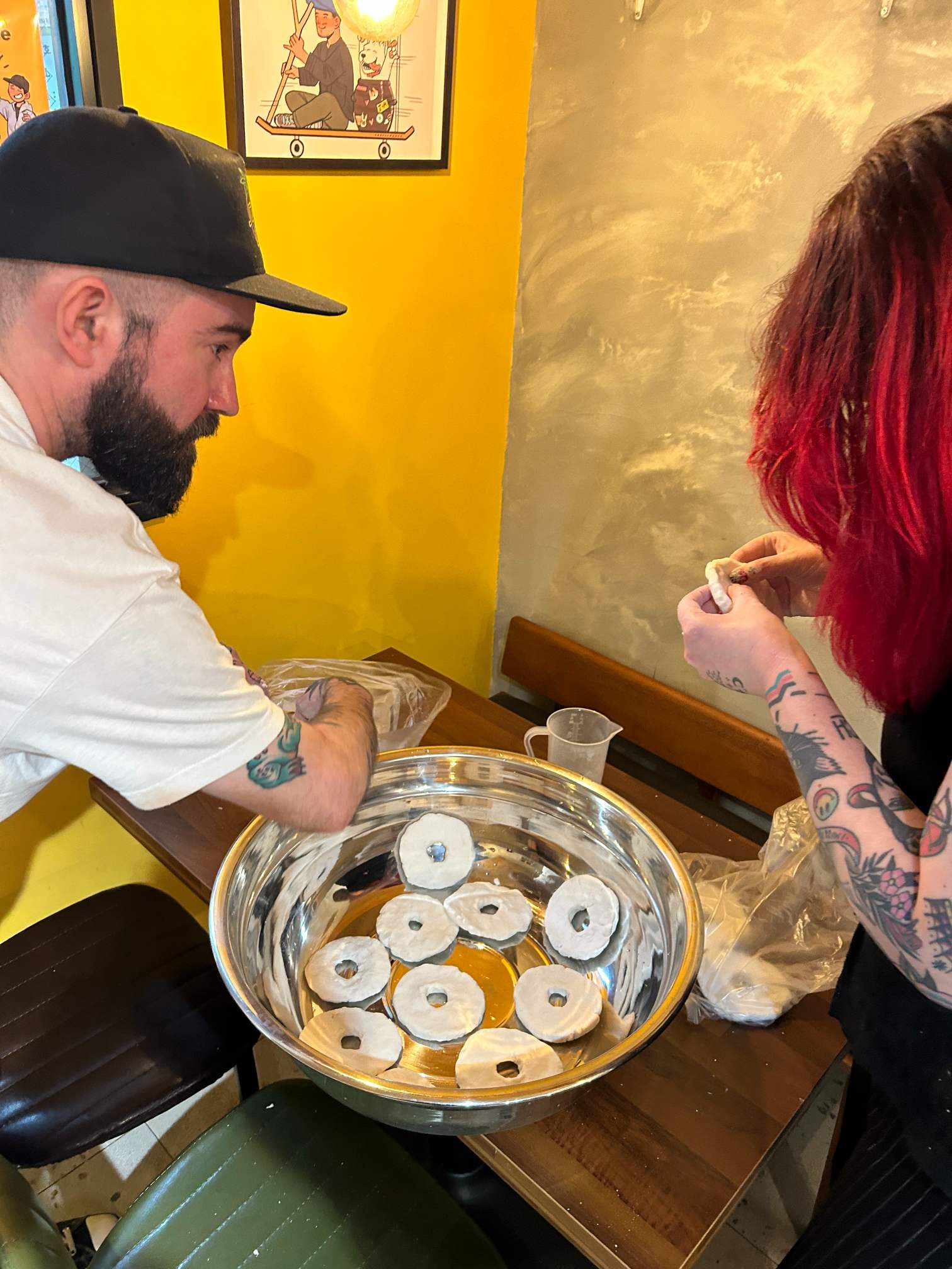 Max and Amy making Gummeontteog at Baekusaeng