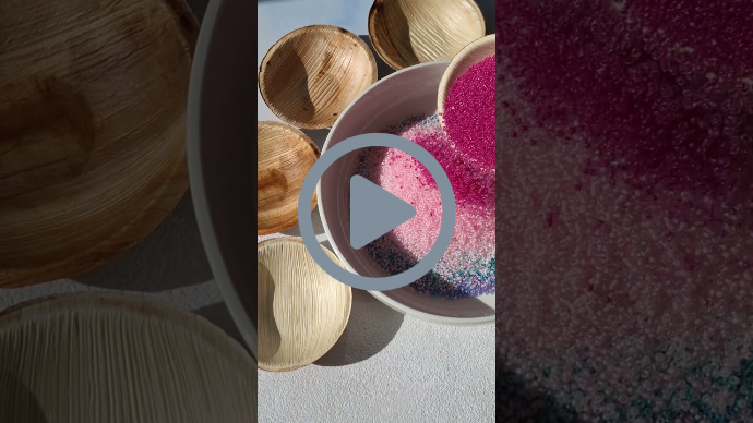 🩷🤍 Such a sweet mix! 🤍🩷Miyuki seed beads 11/0 - cupcake icing#miyuki #seadbeads #sweet #cupcake