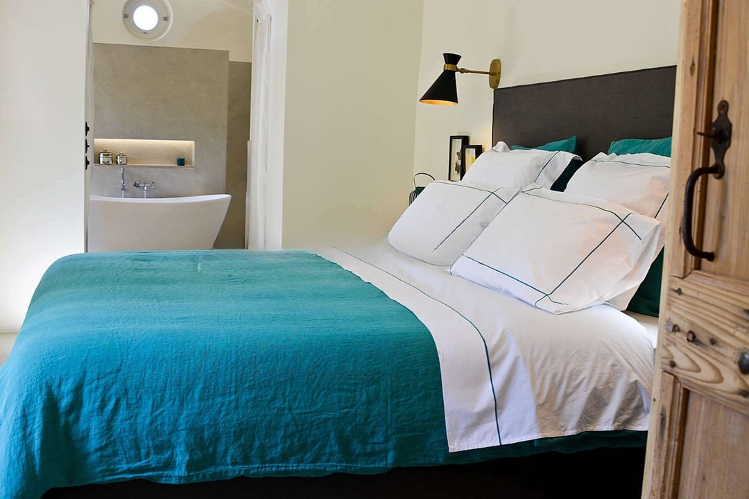 Bedroom with linen bedding