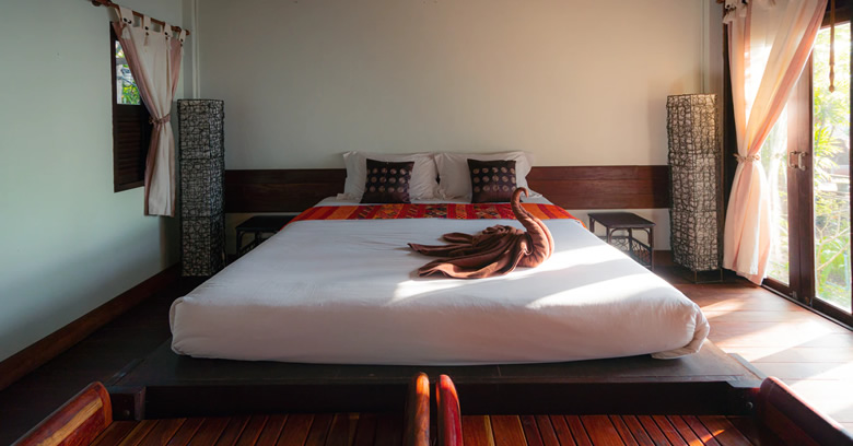 Common.Elements.Image.Web