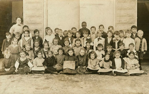 Grade School students in Kinsley, Kansas early 1900s