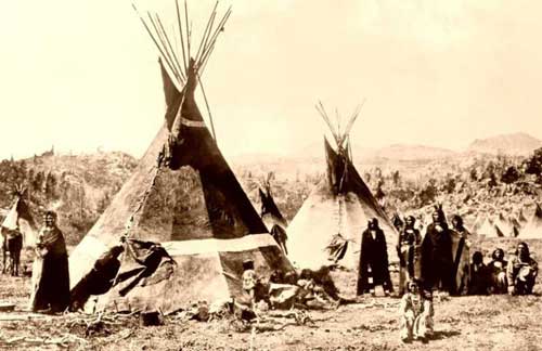 Shoshoni Indians and Skin Tepies, photo circa 1880s