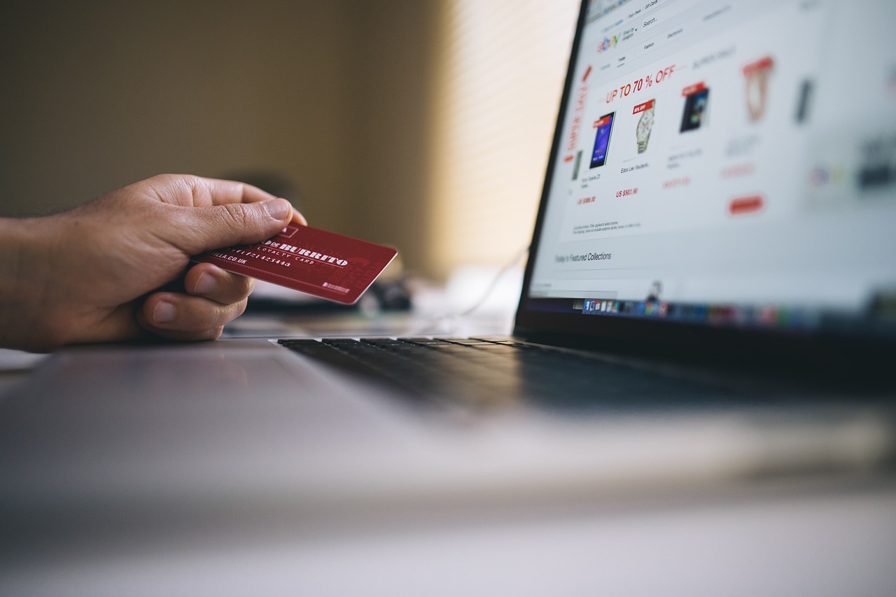 The Top 8 Ecommerce Trends For 2024 You Should Know About