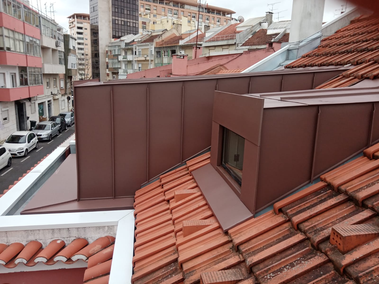 COBERTURAS EM ZINCO e painel sandwich