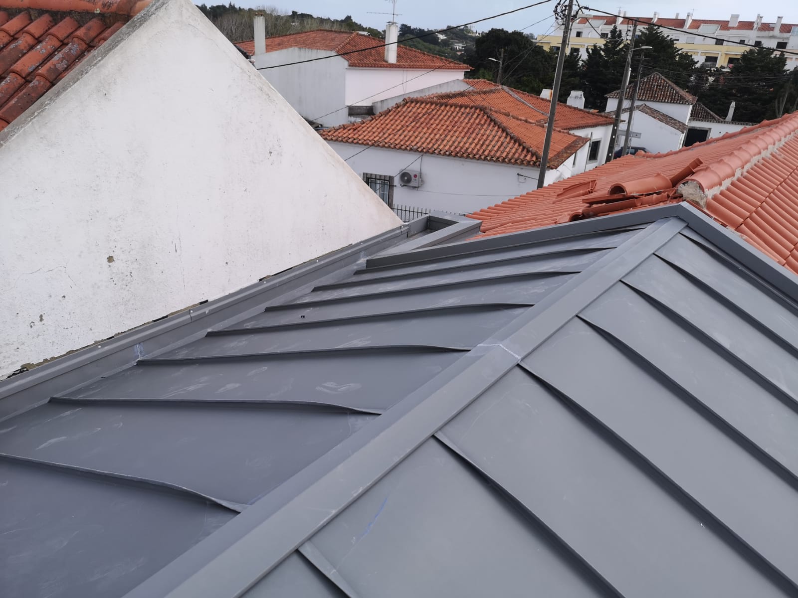 Coberturas e chaminés em zinco