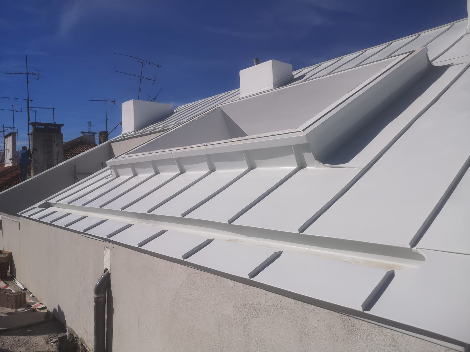 Coberturas e chaminés em zinco