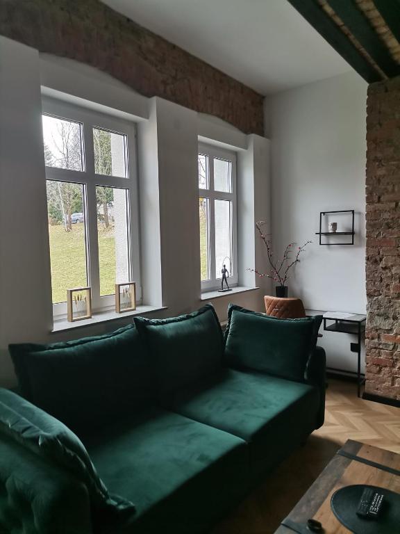 Wygodna rozkładana kanapa