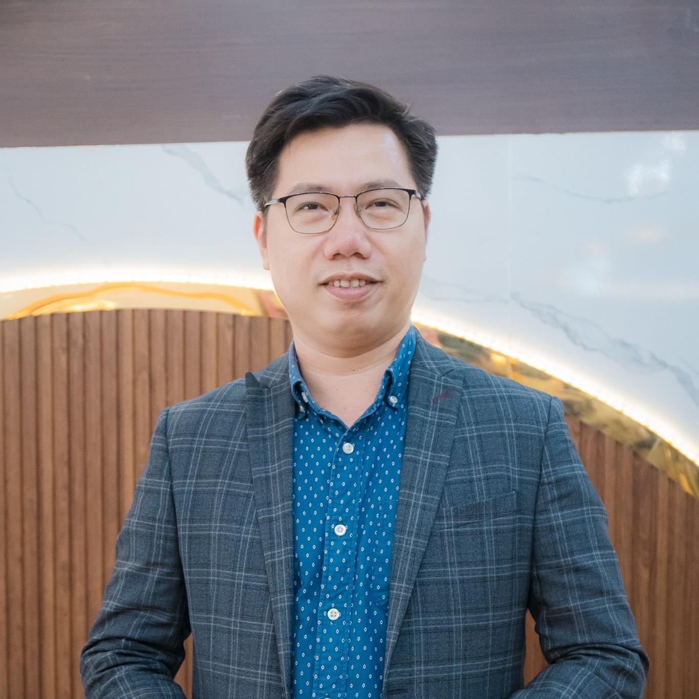 Chân dung Phạm Ngọc Tuấn - Tuấn Silver