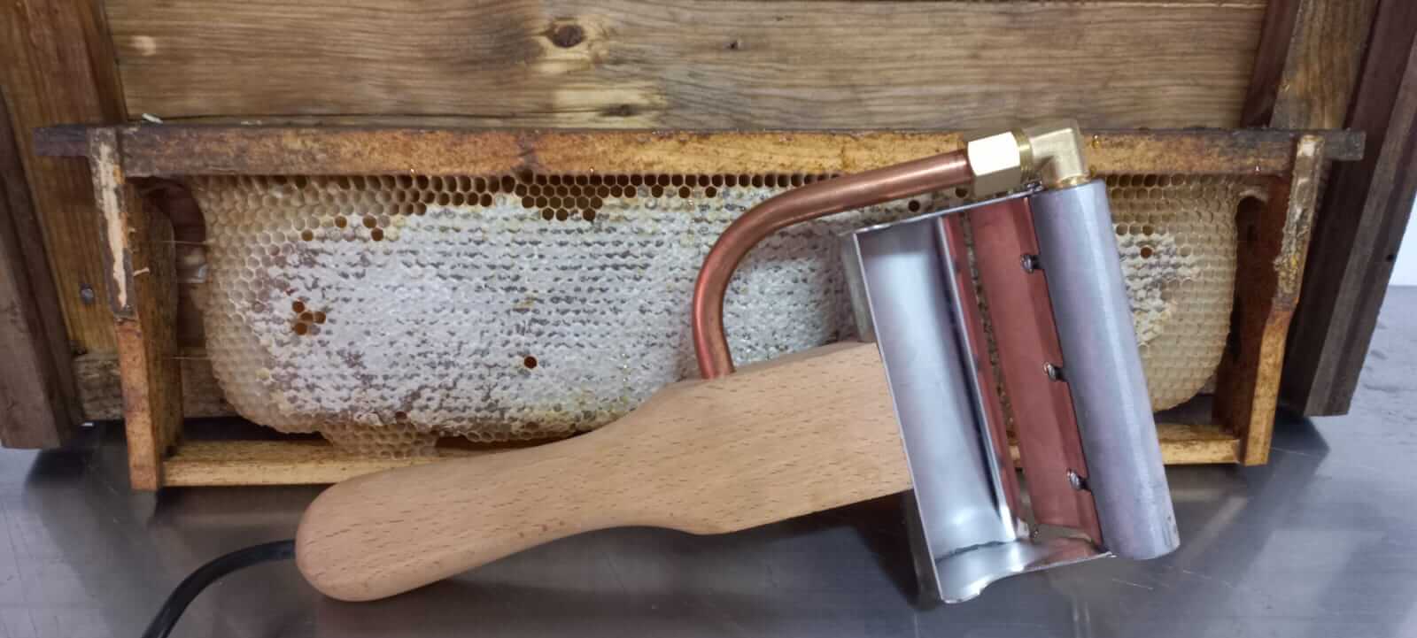 Honey planer | Electric uncapper. Bee Ware © 2025