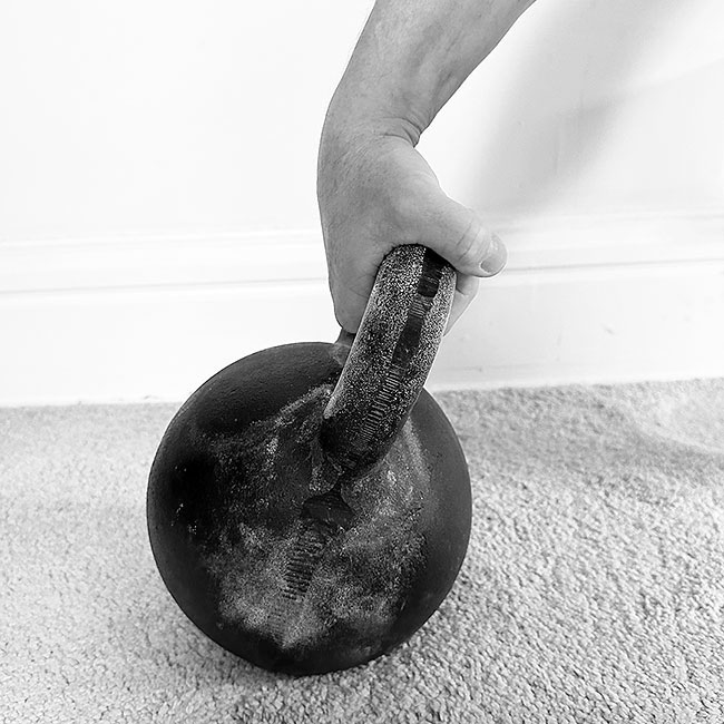 Absorbing or Catching?—What the Kettlebell Reverse Half Snatch Can Teach You