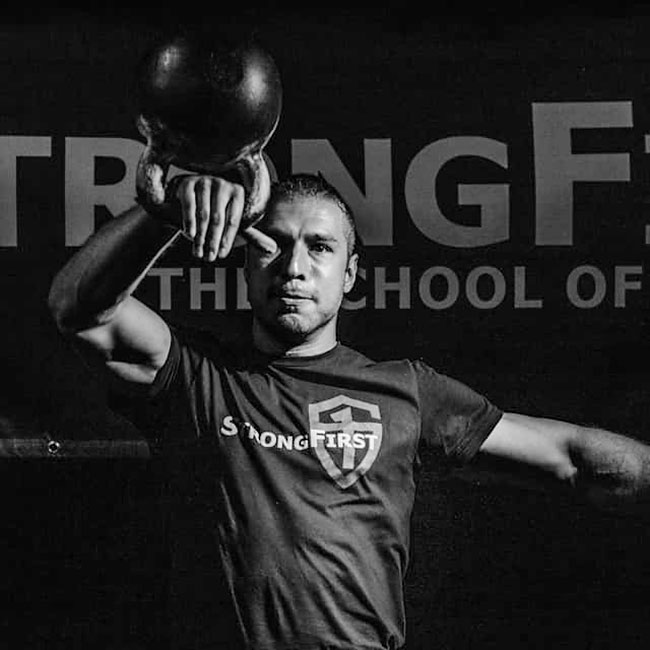 Behold the Power of Heavy Kettlebell Snatches!