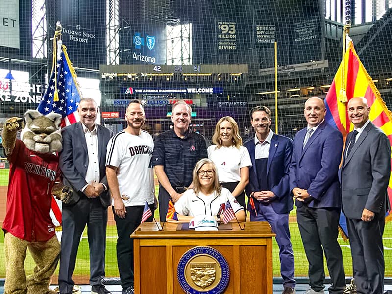 Chase Field renovation approved