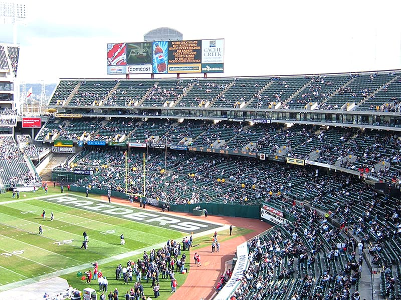 Oakland Athletics to discuss lease extension at Oakland Coliseum