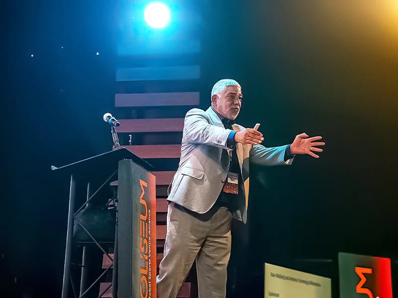 Carlos Hernandez at Coliseum Summit US