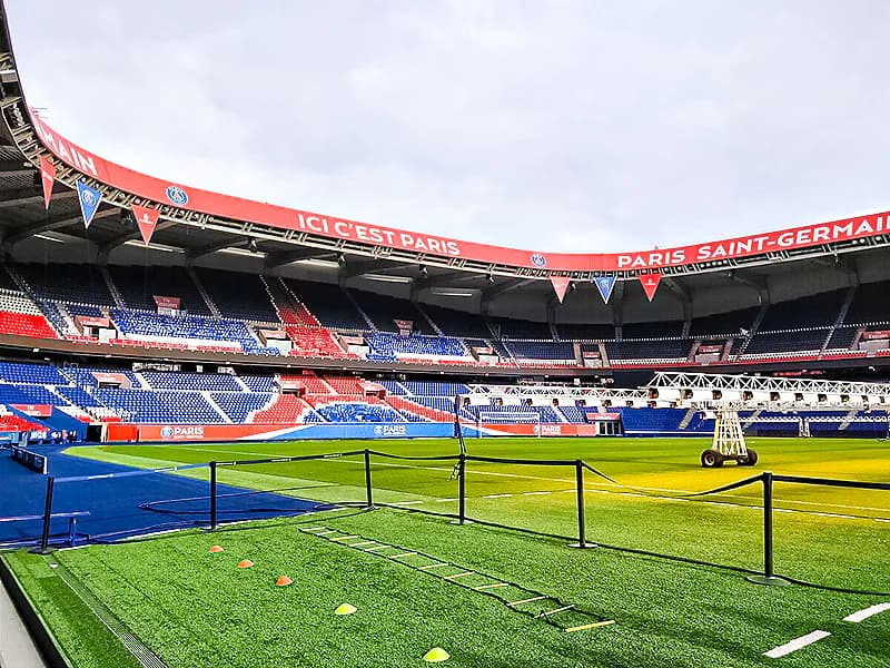 Fans involved in future PSG stadium