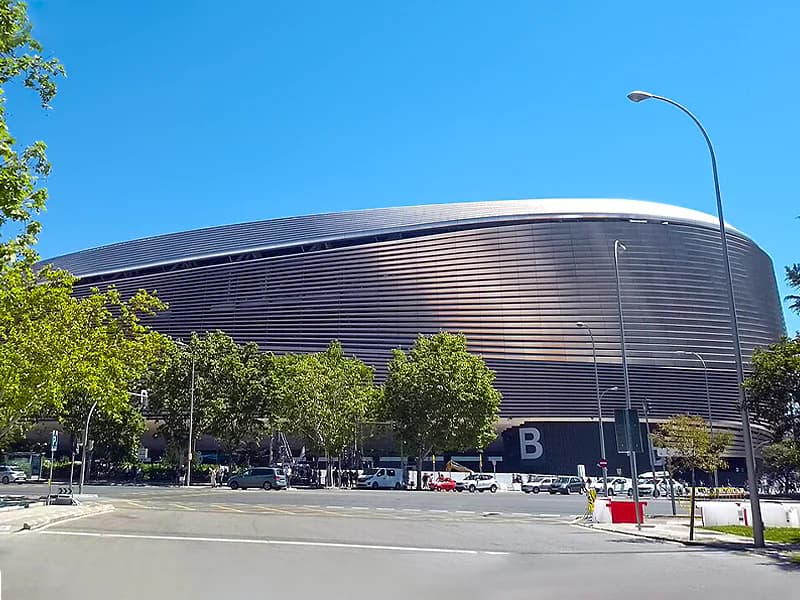 Estadio Santiago Bernabéu most valuable stadium naming right asset