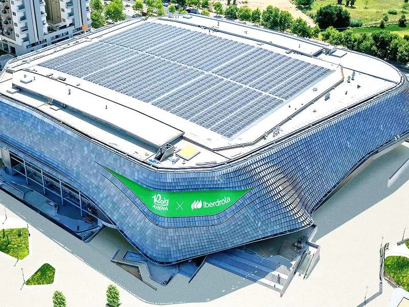 Roig Arena signs sustainability partner