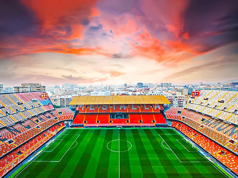 FC Valencia end the year with profit