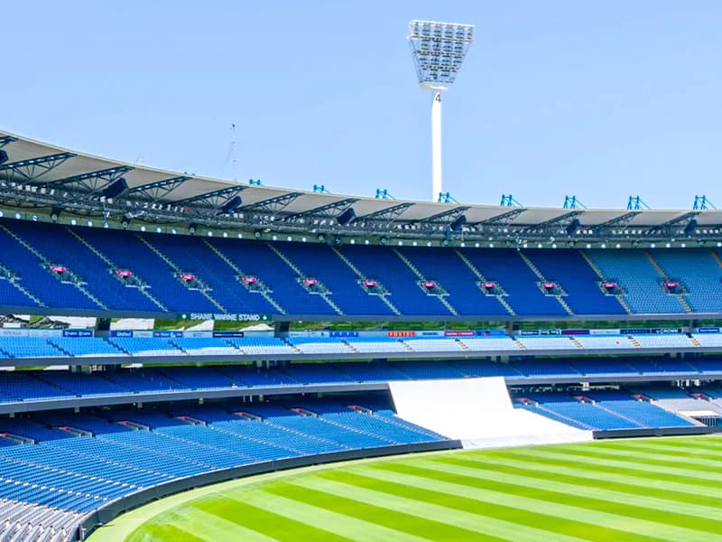Melbourne Cricket Ground installs thousands of new seats