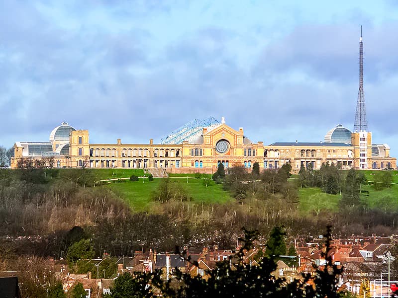 Alexandra Palace will continue to host the World Darts Championship until 2031